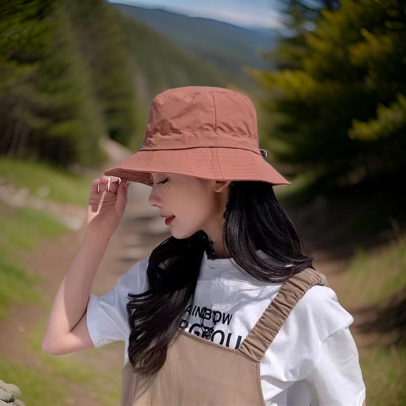 Chapeau_pour_randonnee_UltraCompact_ideal_activite_plein_air