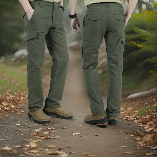 Pantalon_Cargo_impermeable_marche